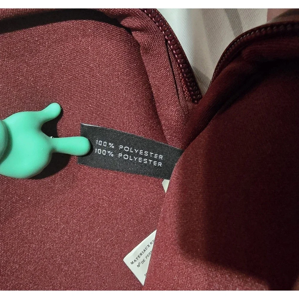 Marc Jacobs New‎ York Tablet Sleeve Padded Red Zip Logo Dark Cherry